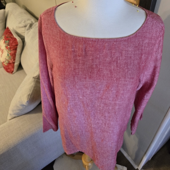 Soft Surroundings. Top. 351 - Picture 2 of 3